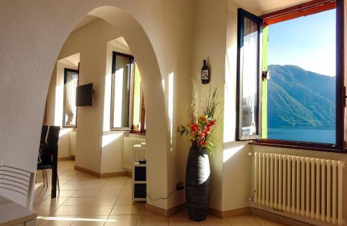 Azzano Apartment | Rita's Window: Family-Friendly Lakefront Apartment Retreat