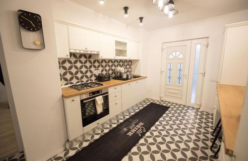 Blaj Apartment | Family-Friendly RITM Apartament – Guest Rated 10/10