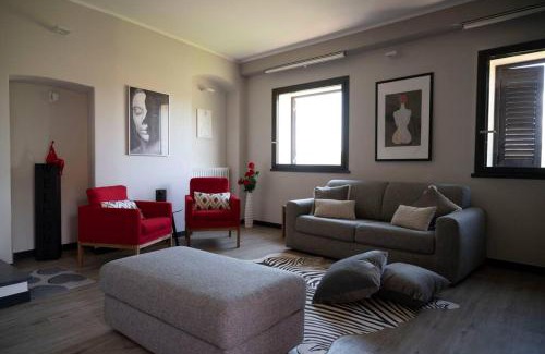 San Terenzo House | Guest Rated 10/10 at Ritratto di Donna - Perfect for Families