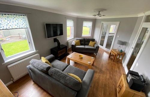 Maryport House | Ritson Wharf: Family-Friendly Getaway with 9.8/10 Rating
