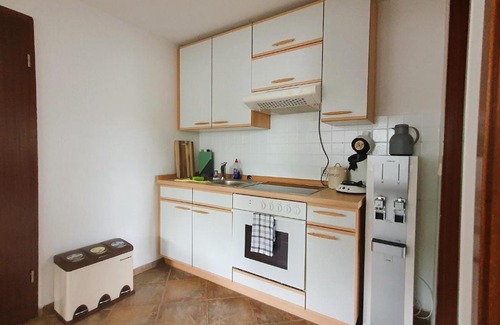 Lossatal Apartment | Discover Rittergut Dornreichenbach: Pet-Friendly Retreat