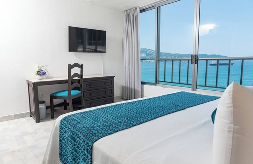 Costera Acapulco Resort | All Inclusive Ritz Acapulco: Ocean Views & Family Fun