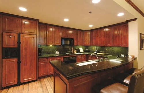 Aspen Condo | Experience Ritz Carlton Club Aspen Highlands this Christmas