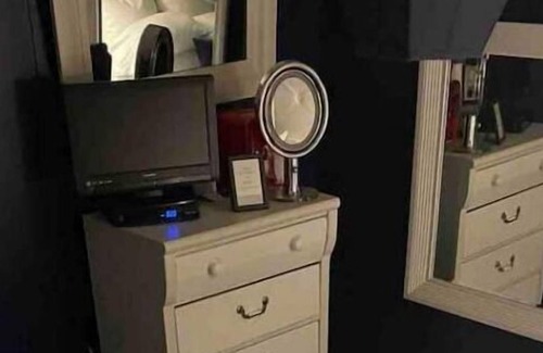 South Lockport Apartment | Top-Rated Ritz-Carlton - Ideal for Families Near Niagara Falls