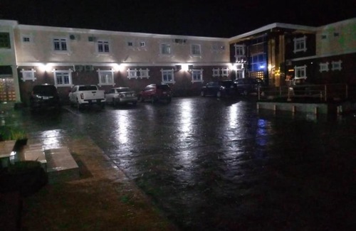 Makurdi Apartment | Ritz & Gold Hotel & Suites: Breakfast and Hot Tub Awaits