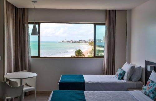 Cruz das Almas Apartment | Seaside Comfort at Ritz Suítes-Maceió with Pool & Ocean View