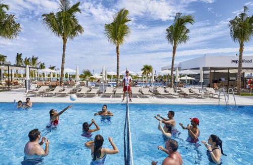 Costa Mujeres Resort | Experience Riu Palace Costa Mujeres - All-Inclusive Escape