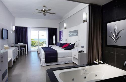 El Ocotal Resort | Indulge at Riu Palace Costa Rica - All Inclusive Paradise