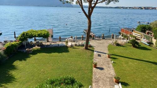 Predore Apartment | Riva al Lago: Guest Rated 10/10 with Oceanfront Views