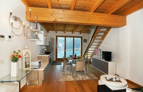 Bellano Apartment | Riva Bellano: Family-Friendly Retreat with Pool & Spa
