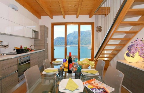 Bellano Apartment | Riva Bellano: Family-Friendly Retreat with Pool & Spa
