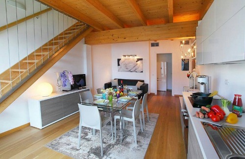 Bellano Apartment | Riva Bellano: Family-Friendly Retreat with Pool & Spa