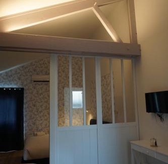 Saint-Aignan Apartment | Riva Cottage: Family-Friendly Escape with High Guest Ratings