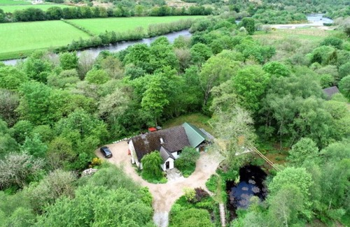 Spean Bridge House | Discover Rivendell Bothan: Cozy Tiny House for 3 Guests