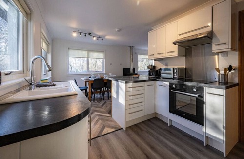 Spean Bridge House | Rivendell House: Perfect for Family Getaways with Pets