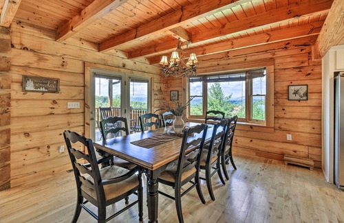 Piney Creek Cabin | Idyllic Piney Creek Cabin with River Access & Spa Amenities
