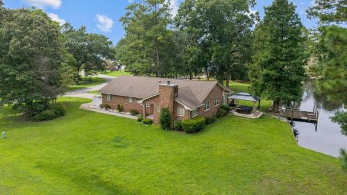 River Bend House | River Bend Retreat
