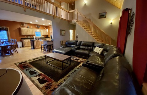 Ellijay Cabin | Riverside Retreat: Tubing, Hot Tub & Fireplace Bliss
