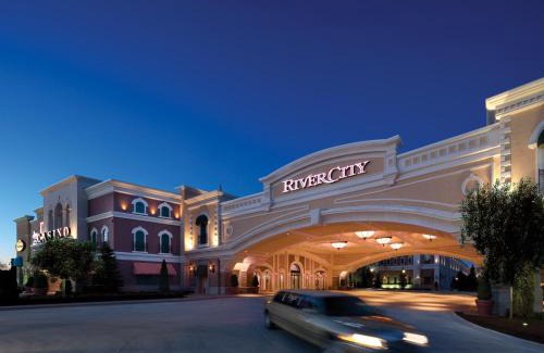 Lemay Hotel | Relaxing River City Casino and Hotel with Family-Friendly Amenities