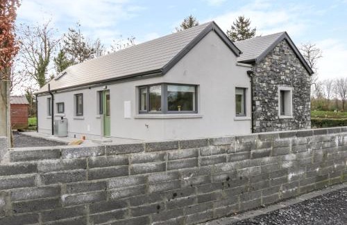 Sligo House | Experience River Dale: Family-Friendly 4-Star Retreat