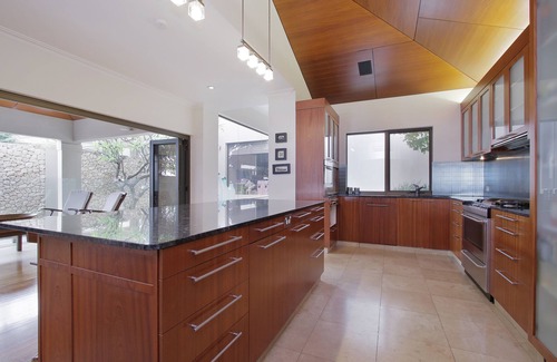 Applecross House | Relax at the Inviting River Front Home with Ocean Views