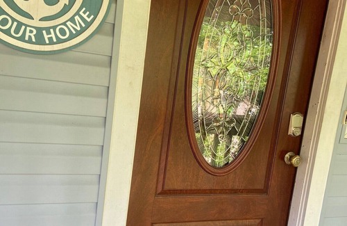 Weeki Wachee Gardens House | Waterfront Haven: Kayaks, Bikes, Fire Pit & Pet Friendly