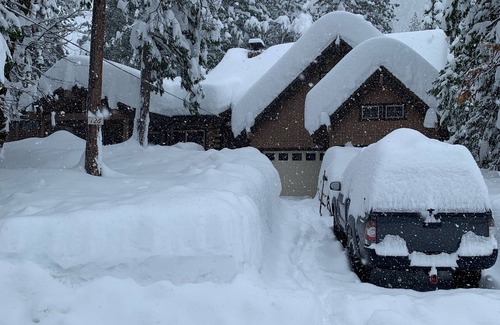Sierra City Cabin | Scenic River Front Cabin in the California Alps - 10/10 Rated