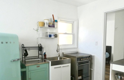 Downieville Apartment | "RIVER" Historic Main Street apartment