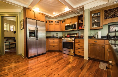 Marine on St. Croix House | Relax at River Home in Historic Marine on St. Croix
