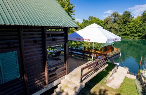 Karuc House | River House 2025: Pet-Friendly Oasis with Ocean Views