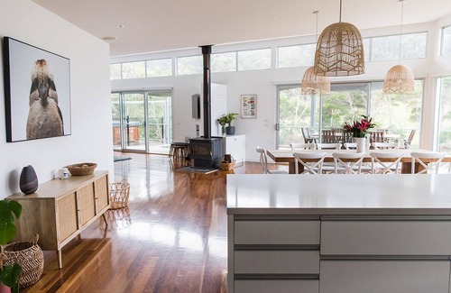 Kennett River House | River House - a stunning riverside retreat