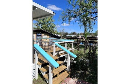 Astor House | Idyllic River House Getaway with Breakfast & Family Fun