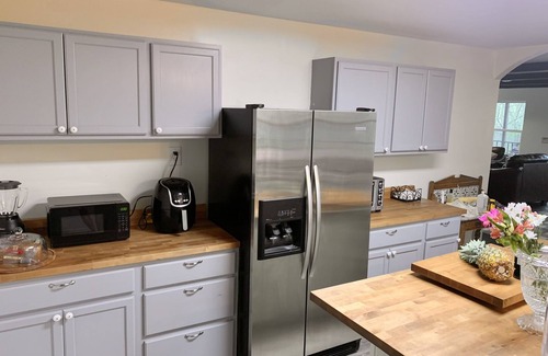 Jasper House | Guest Rated: River House on Blackwater Creek Awaits You