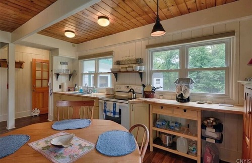 Alexandria Bay Cottage | River Life Cottage: A Perfect Family Retreat in NY