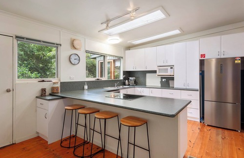 East Warburton House | River Lodge, Close to Warburton