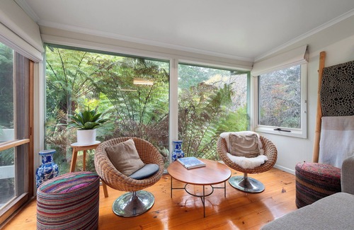 East Warburton House | River Lodge, Close to Warburton