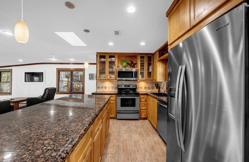 Kingsland House | River Oaks Place