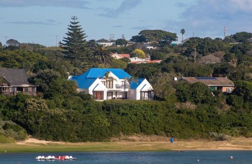 Bushman's River Mouth Villa | River Paradise