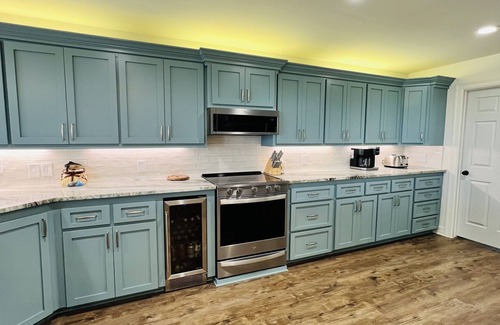 Elmaton House | River Rendezvous: Newly Renovated with Ocean Views