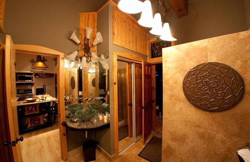 Broken Bow Cabin | Cozy River Rendezvous Cabin at The Ranch at River's Bend