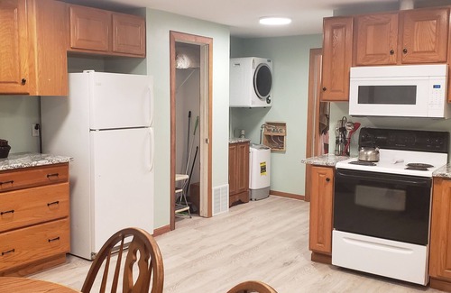 Mantua House | River Retreat: Perfect Location with Family-Friendly Amenities