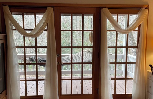 Blairsville House | Tranquil River Retreat in Blairsville with Pool & Spa
