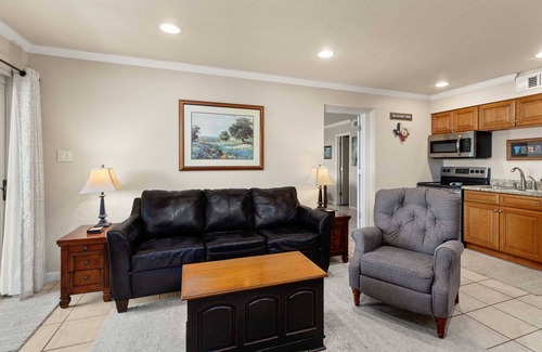 New Braunfels Condo | Top-Rated River Run Condos - Enjoy Condo 316C's Amenities