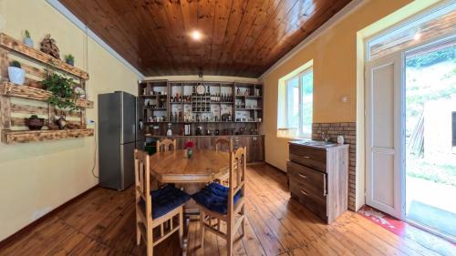 Bagvdanari House | Pet-Friendly River side SVANETI with Private Beach & Ocean View