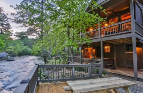 Rivers Edge Cabin | Experience River Song: Top-Rated Getaway in Ellijay, GA