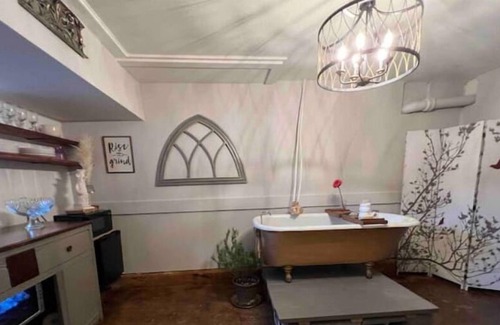 Ozark House | Discover River Street Wine Cellar: Pet-Friendly Retreat