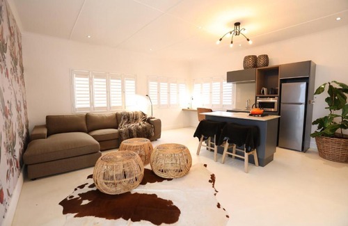Berea Bed & Breakfast | River Suite: 4-Star Stay with Breakfast & Accessibility