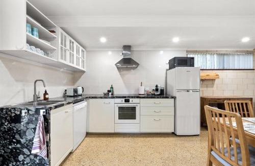 Margaret River House | River Tree Chalet - Margaret River NEW