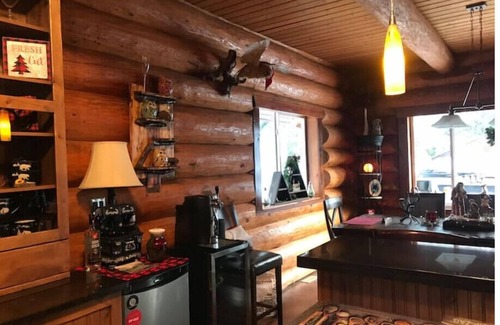 Popkum Ski Chalet | Experience River Valley Lodge - Best of BC Awaits You