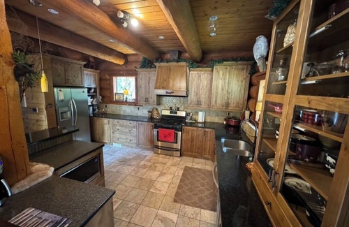 Popkum Ski Chalet | Experience River Valley Lodge - Best of BC Awaits You